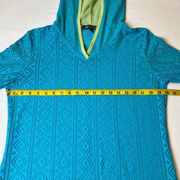 Title Nine Cutout Hooded Swim Beach Cover-Up - Picture 4 of 8